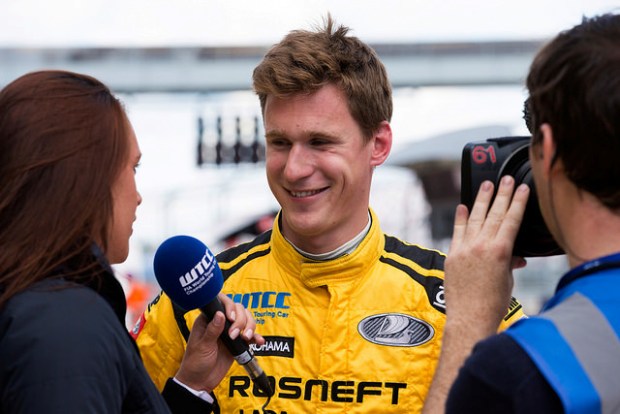 18530232571_7e7e85fafb_z