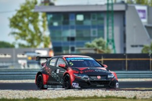 2015_wtcc_slovakia_0425