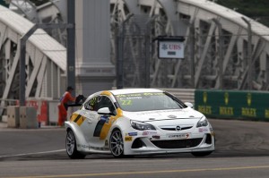 2015-2015 Singapore Friday---22 Fernando Monje_28