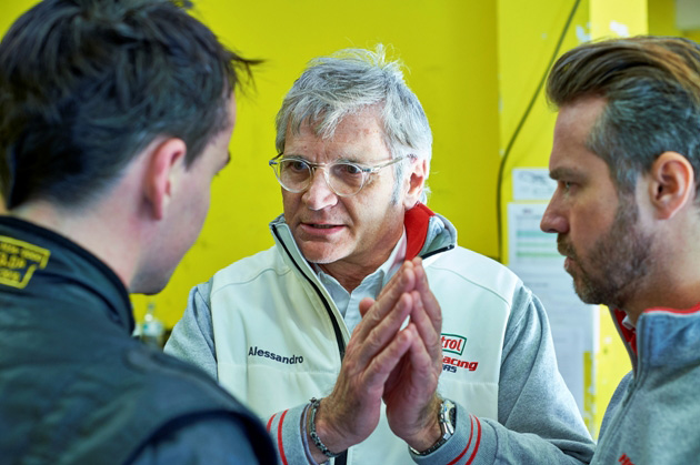 2016 EVENT: Official WTCC Test Days TRACK: Autodromo Vallelunga TEAM: Castrol Honda World Touring Car Team IMAGE: general team atmosphere photos