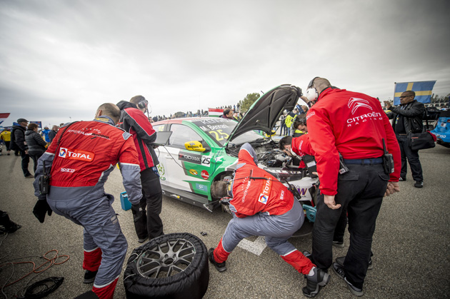 BENNANI Mehdi (mar) Citroen C Elysee team Sebastien Loeb racing portrait ambiance during the 2016 FIA WTCC World Touring Car Championship race of Paul Ricard, Le Castellet, France from April 1 to 3 - Photo Vincent Curutchet / DPPI.