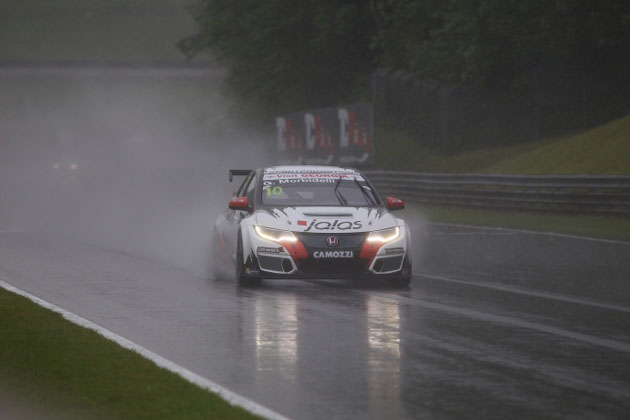 2016-2016 Salzburgring Qualifying---10 Gianni Morbidelli_94