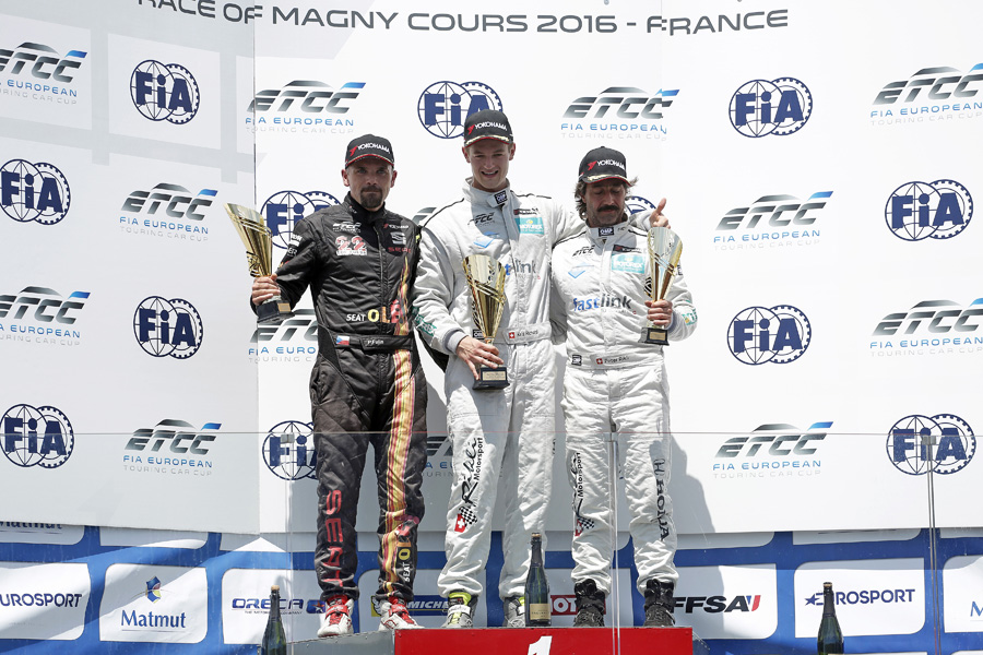 Podium FULIN Petr (cze) Seat Leon 2000 team Krenek motorsport ambiance portrait RICHARD Kris (che) Honda Civic team Rikli motorsport ambiance portrait RIKLI Peter (che) Honda Civic team Rikli motorsport ambiance portrait during the 2016 ETCC European Touring Car Championship race at Magny-Cours, France from July 8 to 10 - Photo Francois Flamand / DPPI