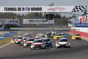 START 1 03 CHILTON Tom (gbr) Citroen C Elysee team Sebastien Loeb racing action during the 2016 FIA WTCC World Touring Car Race of Argentina at Termas de Rio Hondo, Argentina on August 6 to 7 - Photo Jean Michel Le Meur / DPPI
