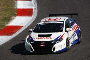 Roberto Colciago (AGS,Honda Civic TCR 2015-TCR #5)